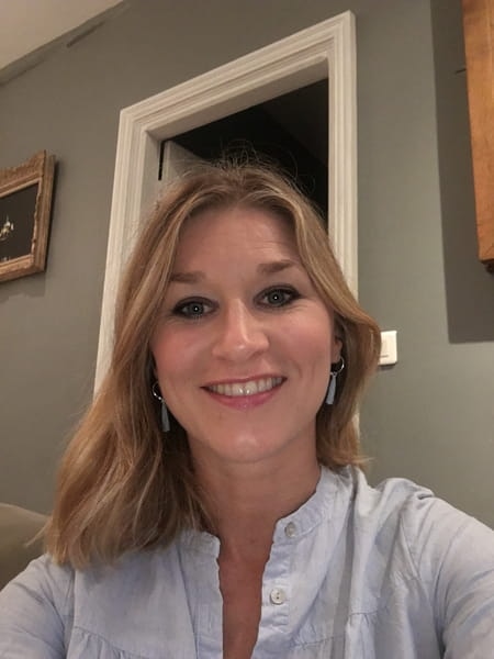 L. Emma - Expert en Coach spirituel pour méditation et développement personnel - Voyant disponible pour consultation par téléphone